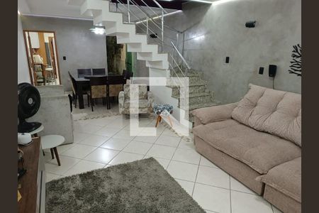 Casa à venda com 3 quartos, 182m² em Vila Bela, São Paulo