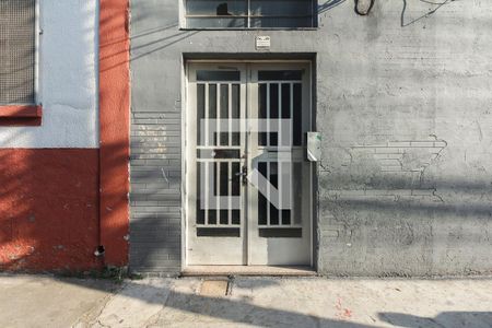 Fachada de apartamento para alugar com 1 quarto, 65m² em Pari, São Paulo