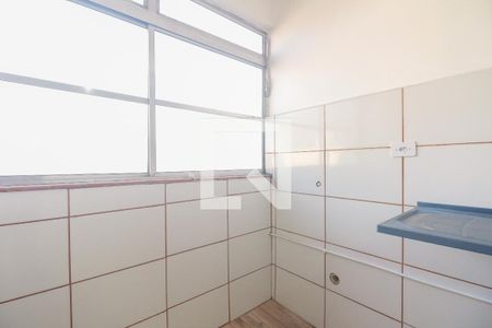 Cozinha e Área de Serviço de apartamento para alugar com 1 quarto, 65m² em Pari, São Paulo
