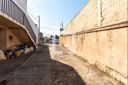 Área Externa de casa à venda com 2 quartos, 316m² em Cidade Satélite Íris, Campinas