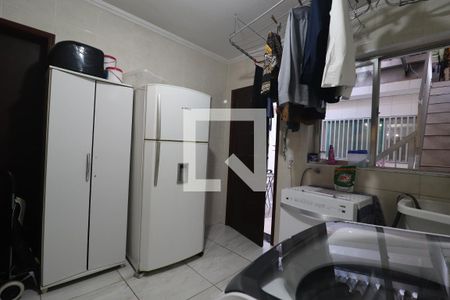 Área de Serviço de casa à venda com 3 quartos, 489m² em Vila Valparaíso, Santo André