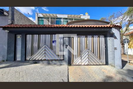 Fachada de casa à venda com 3 quartos, 489m² em Vila Valparaíso, Santo André