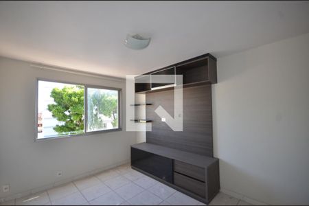 Sala de apartamento para alugar com 2 quartos, 50m² em Inhoaíba, Rio de Janeiro