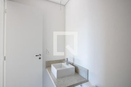 Banheiro social de apartamento à venda com 3 quartos, 93m² em Campestre, Santo André