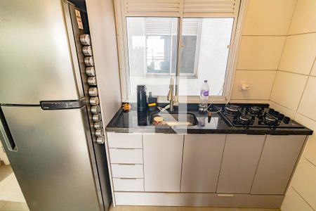Cozinha de apartamento para alugar com 1 quarto, 30m² em Vila Campestre, São Paulo