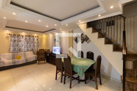 Sala de casa à venda com 4 quartos, 150m² em Cidade Antônio Estêvão de Carvalho, São Paulo