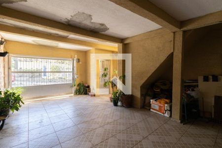 Garagem de casa à venda com 4 quartos, 150m² em Cidade Antônio Estêvão de Carvalho, São Paulo
