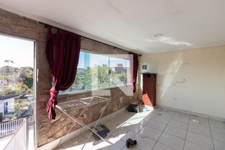 Casa 2 - Sala de casa à venda com 4 quartos, 150m² em Cidade Antônio Estêvão de Carvalho, São Paulo