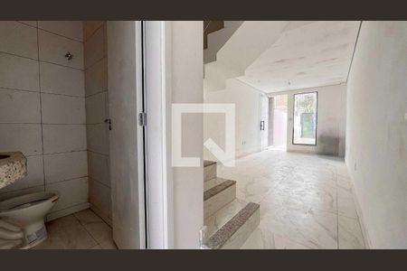 Casa à venda com 2 quartos, 65m² em São João Batista, Belo Horizonte