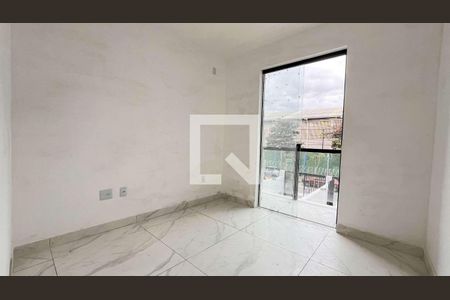 Casa à venda com 2 quartos, 65m² em São João Batista, Belo Horizonte