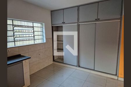 Casa à venda com 4 quartos, 180m² em Planalto Paulista, São Paulo