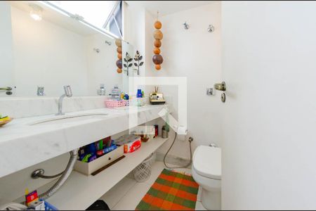 Apartamento à venda com 126m², 3 quartos e 1 vaga Apartamento à venda com 126m², 3 quartos e 1 vagaBanheiro suíte