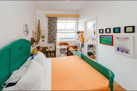 Apartamento à venda com 126m², 3 quartos e 1 vaga Apartamento à venda com 126m², 3 quartos e 1 vagaSuíte