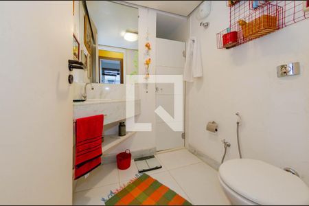 Apartamento à venda com 126m², 3 quartos e 1 vaga Apartamento à venda com 126m², 3 quartos e 1 vagaBanheiro