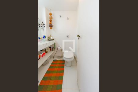 Apartamento à venda com 126m², 3 quartos e 1 vaga Apartamento à venda com 126m², 3 quartos e 1 vagaBanheiro suíte