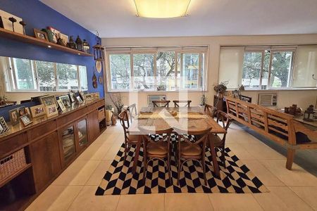 Apartamento à venda com 4 quartos, 220m² em Copacabana, Rio de Janeiro