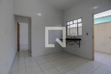 Cozinha de casa para alugar com 2 quartos, 170m² em Vila Industrial, Mogi das Cruzes