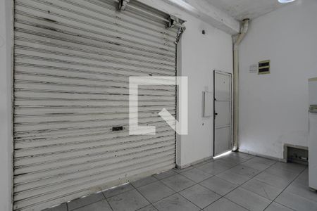 Garagem de casa para alugar com 2 quartos, 170m² em Vila Industrial, Mogi das Cruzes