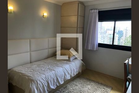 Apartamento à venda com 4 quartos, 230m² em Jardim Londrina, São Paulo