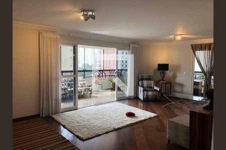 Apartamento à venda com 4 quartos, 230m² em Jardim Londrina, São Paulo