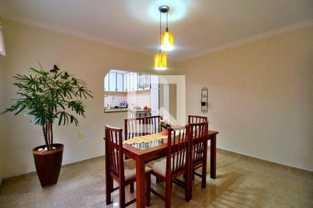 Casa à venda com 2 quartos, 193m² em Jardim Alvorada, Santo André