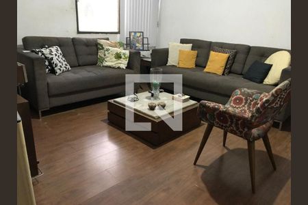 Casa à venda com 3 quartos, 250m² em Serra, Belo Horizonte
