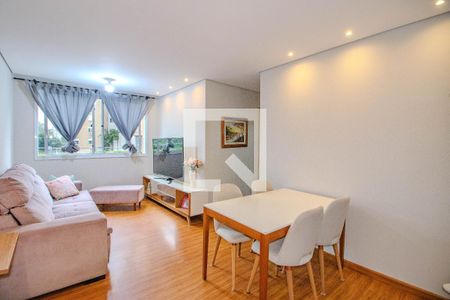 Sala de apartamento para alugar com 3 quartos, 68m² em Jardim Carvalho, Porto Alegre