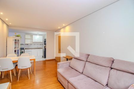 Sala de apartamento para alugar com 3 quartos, 68m² em Jardim Carvalho, Porto Alegre
