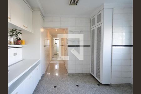 Cozinha de apartamento à venda com 4 quartos, 378m² em Jardim Analia Franco, São Paulo