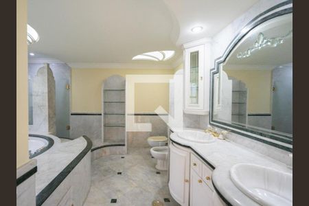 Banheiro de apartamento à venda com 4 quartos, 378m² em Jardim Analia Franco, São Paulo