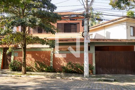 Fachada de casa à venda com 4 quartos, 167m² em Jardim Petropolis, São Paulo