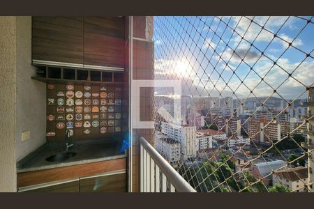 Varanda de apartamento para alugar com 2 quartos, 67m² em Encruzilhada, Santos