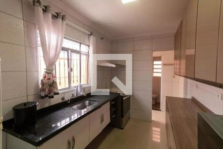 Casa à venda com 3 quartos, 360m² em Vila Ré, São Paulo