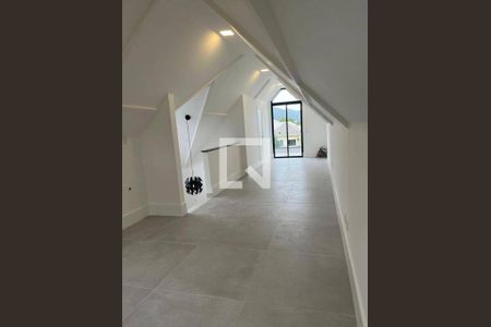 Casa de Condomínio à venda com 3 quartos, 370m² em Recreio dos Bandeirantes, Rio de Janeiro