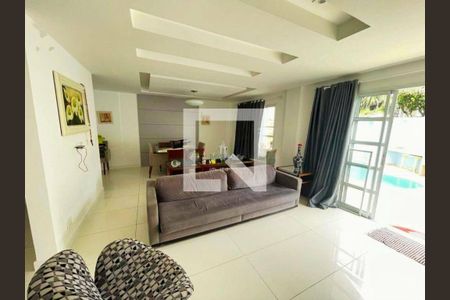 Casa de Condomínio à venda com 4 quartos, 300m² em Recreio dos Bandeirantes, Rio de Janeiro