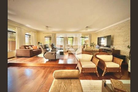 Casa à venda com 4 quartos, 366m² em Jardim Leonor Mendes de Barros, São Paulo