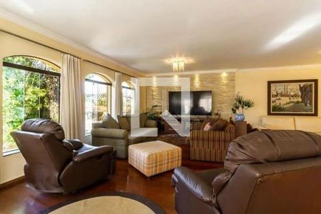 Casa à venda com 4 quartos, 366m² em Jardim Leonor Mendes de Barros, São Paulo