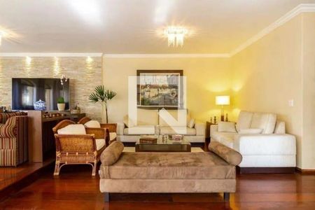 Casa à venda com 4 quartos, 366m² em Jardim Leonor Mendes de Barros, São Paulo