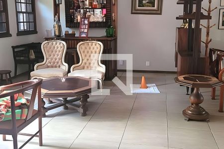 Casa à venda com 9 quartos, 390m² em Serra, Belo Horizonte