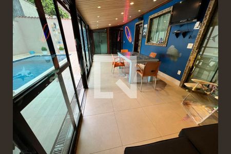 Casa de Condomínio à venda com 4 quartos, 270m² em Freguesia (Jacarepaguá), Rio de Janeiro