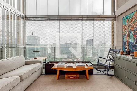 Apartamento à venda com 1 quarto, 67m² em Itaim Bibi, São Paulo