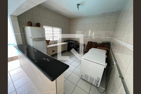 Casa à venda com 4 quartos, 223m² em São Paulo, São Paulo