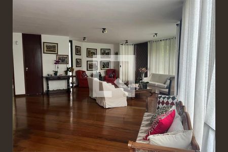 Casa à venda com 4 quartos, 600m² em Jardim Vitoria Regia (Zona Oeste), São Paulo