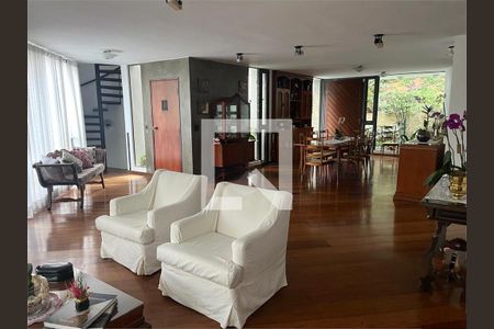 Casa à venda com 4 quartos, 600m² em Jardim Vitoria Regia (Zona Oeste), São Paulo