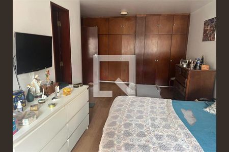 Casa à venda com 4 quartos, 600m² em Jardim Vitoria Regia (Zona Oeste), São Paulo