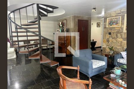 Casa à venda com 4 quartos, 600m² em Jardim Vitoria Regia (Zona Oeste), São Paulo