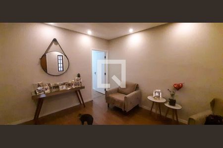 Sala de Estar de casa à venda com 3 quartos, 150m² em Novo Osasco, Osasco