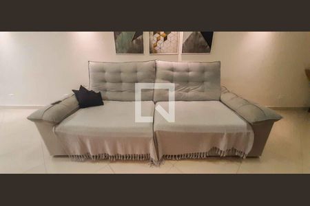 Sala de TV de casa à venda com 3 quartos, 150m² em Novo Osasco, Osasco