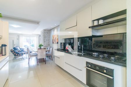 Cozinha e Área de Serviço de casa à venda com 3 quartos, 146m² em Aberta dos Morros, Porto Alegre