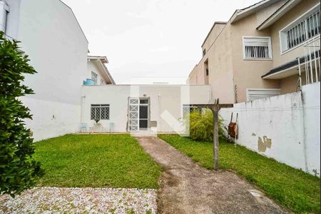Quintal de casa à venda com 3 quartos, 310m² em Vila Ipiranga, Porto Alegre